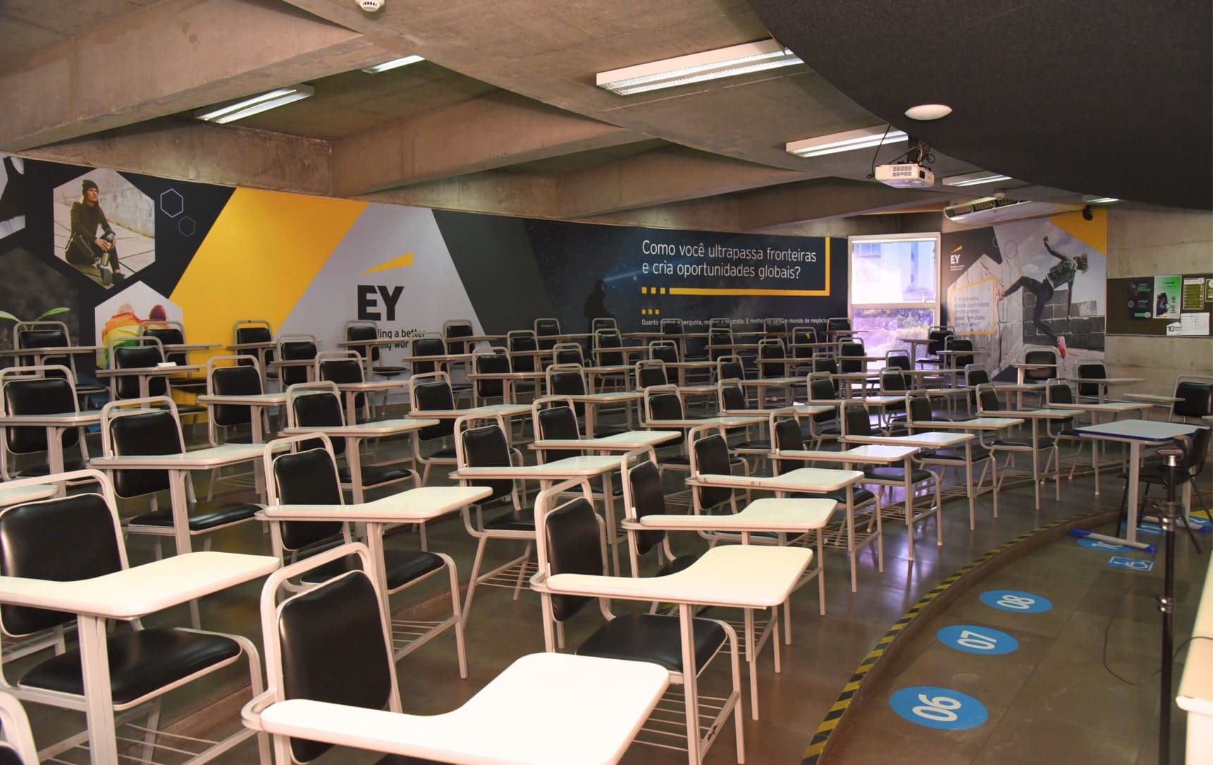 Imagem da sala de aula do bloco c Imagem da sala de aula do bloco c