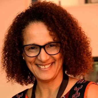 Imagem de Prof. Dra. Júlia de Oliveira Albano da Silva