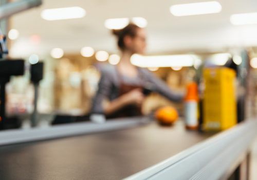 Índice de confiança do comércio de SP tem leve alta após reabertura gradual