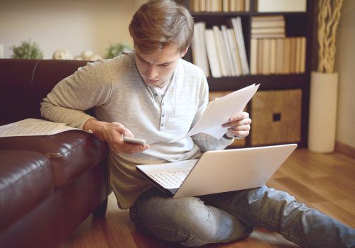 Como fica a poupança com a queda da taxa Selic?