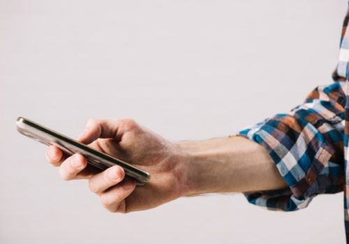 Roubo de celulares aumenta com reabertura da economia