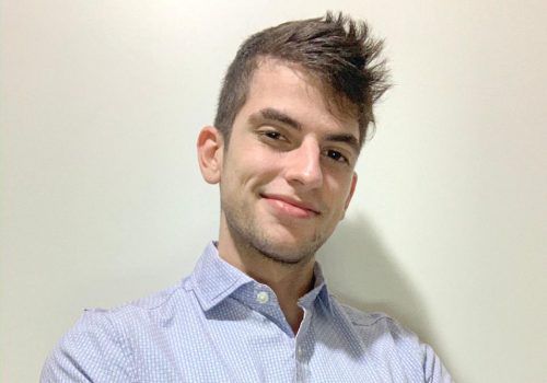 Alumni Alvarista: ex-aluno da FECAP é analista de prevenção a atos ilícitos no Itaú