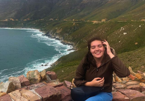 Isabela Quintino conta sua experiência com o Programa de Iniciação Científica