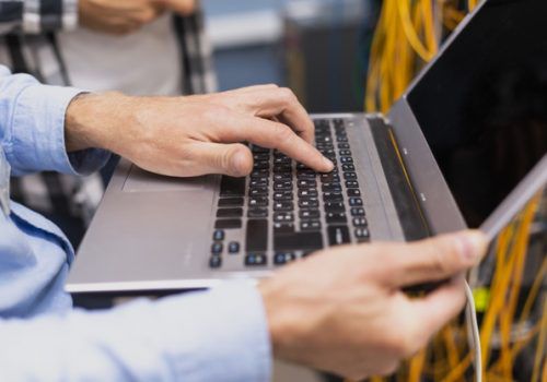 Ex-alunos têm 50% de desconto para novo curso de Análise e Desenvolvimento de Sistemas