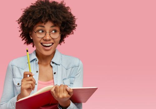 FECAP oferece bolsas de estudo para mulheres em curso de Análise e Desenvolvimento de Sistemas