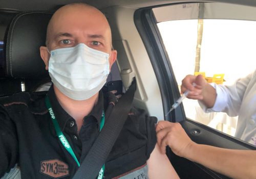 Professores do Colégio FECAP começam a ser vacinados