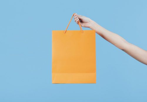 Artigo de alunas da FECAP sobre consumo de roupas íntimas por pessoas trans é aceito no mais importante congresso de marketing europeu