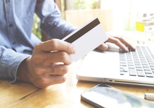 Compras por impulso: saiba como fugir de armadilhas