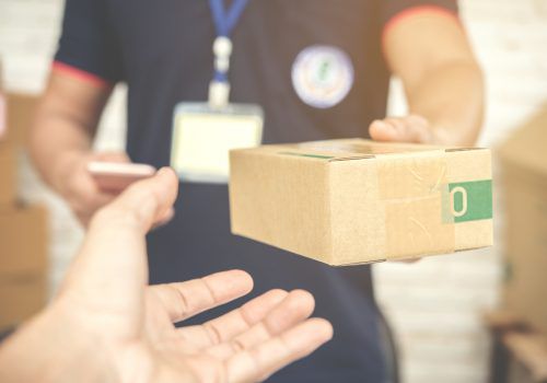 Correios: Governo deveria levar em conta equilíbrio de forças relacionadas aos pontos positivos e negativos da privatização da estatal, opina especialista da FECAP