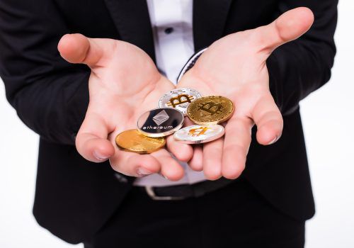 Professor da FECAP palestra sobre gestão contábil e fiscal de criptoativos para a 27ª CONVECON