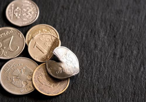 Guerra e Economia: professor explica como o conflito afeta inflação e taxa de juros no Brasil