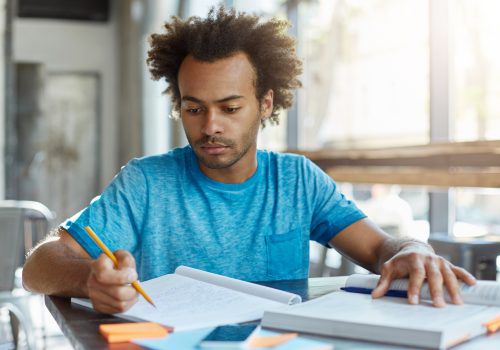 Colégio FECAP adapta metodologia do Enem para avaliar alunos do Ensino Médio