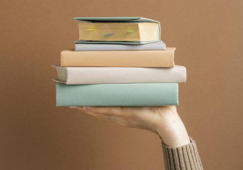 FECAP realiza doação de livros para instituição