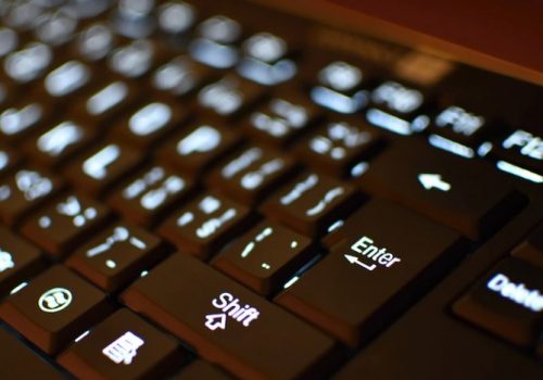 FECAP, Fundação Yamamoto e IMSJT oferecem cursos gratuitos de informática