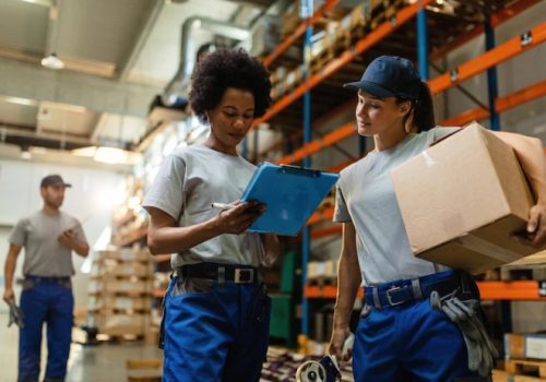 FECAP convida Alvaristas para palestra online sobre envio de mercadorias ao exterior