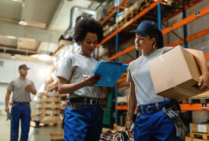 FECAP convida Alvaristas para palestra online sobre envio de mercadorias ao exterior