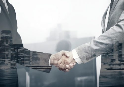 Eventos online reúnem especialistas para discutir questões internacionais 