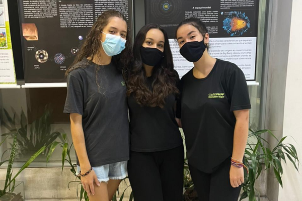 Alunas do Colégio FECAP participam de evento do Dia internacional de Mulheres e Meninas na Ciência