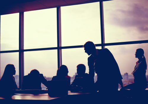 Executivos de grandes empresas atuam como mentores de alunos da FECAP 