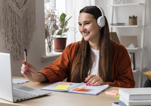 Veja a lista de cursos de curta duração da FECAP em outubro!