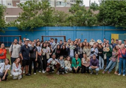 Alunos intercambistas internacionais da FECAP visitam projeto social brasileiro para aprender sobre empreendedorismo