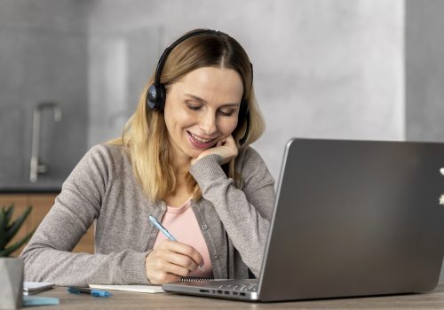 Veja a lista de cursos de curta duração da FECAP em novembro!