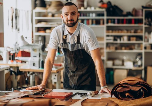 Negócios: 2024 será um bom ano para empreender no Brasil, veja dicas! 