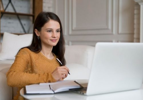 Disciplinas Concentradas: saiba como cursar matérias em que foi reprovado durante as férias de janeiro