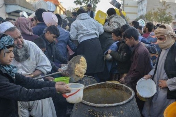 Fome no Afeganistão é considerada a pior dos últimos 40 anos