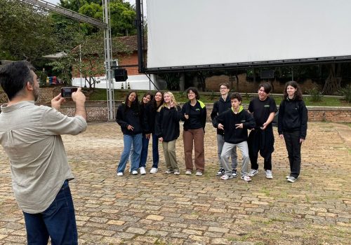 Alunos do Colégio FECAP visitam a Cinemateca Brasileira e o Museu da B3
