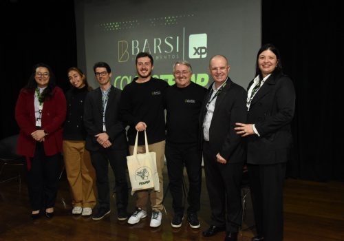 Encontro de gerações: família Barsi troca experiências com alunos do Colégio FECAP
