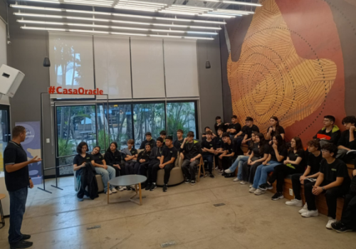 Alunos do Colégio FECAP visitam a Oracle e vivenciam o mercado de tecnologia de ponta