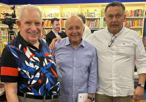 Professor da FECAP participa do livro “SER Economista” ao lado de autores renomados