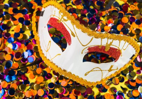 Carnaval: inflação impacta hospedagem, transporte e alimentação na folia 