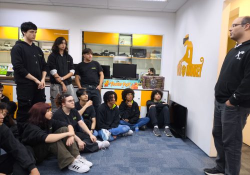 Alunos do Colégio FECAP visitam a VR Monkey e vivenciam a criação de games em VR