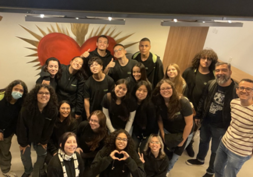 Alunos do Colégio FECAP vivenciam o mercado audiovisual em visita à Sentimental Filmes