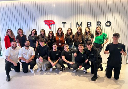 Visita técnica à Timbro aprofunda visão dos alunos do Colégio FECAP sobre comércio exterior e mercado internacional