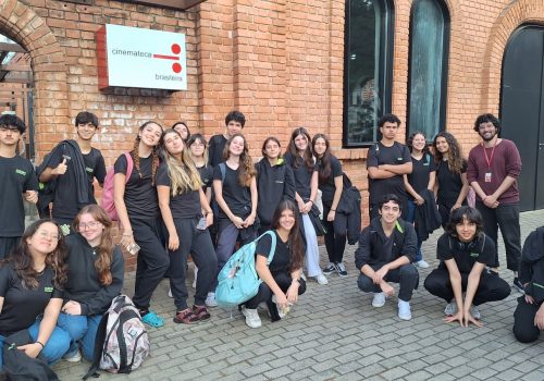 Alunos do Colégio FECAP vivenciam experiência imersiva na Cinemateca Brasileira