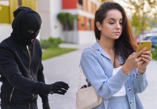 Estado de SP registra queda de 1,83% em furtos e roubos de aparelhos celulares em 2025