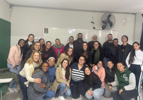 FECAP promove capacitação docente no Colégio Harmonia com foco em feedback