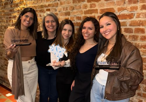 Ex-alunas de Relações Públicas da FECAP ganham premiação nacional do maior congresso de comunicação da América Latina