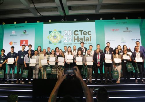 Alunos do Colégio FECAP conquistam reconhecimento internacional no Global Halal Brazil Business Forum 2025 