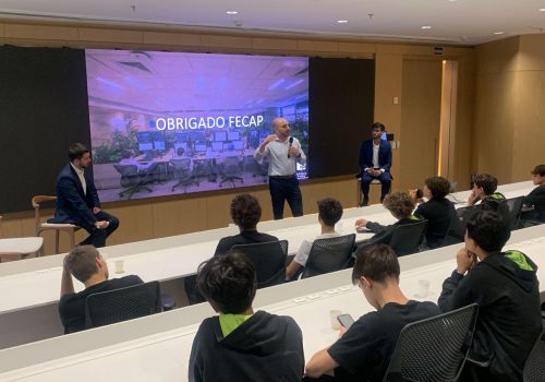 Visita técnica à XP Inc. aproxima alunos do mercado financeiro