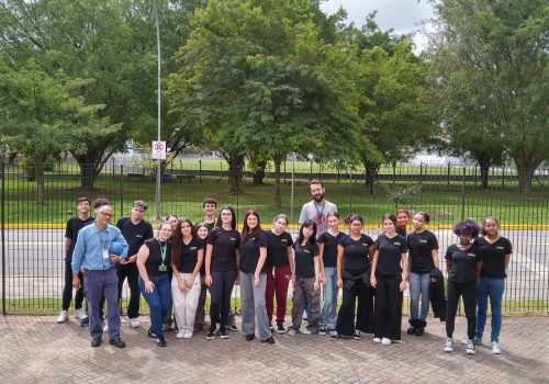 Visita à Clariant aproxima alunos do mercado industrial