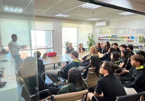 Alunos de Publicidade da FECAP vivenciam experiência profissional no Grupo Trama Reputale