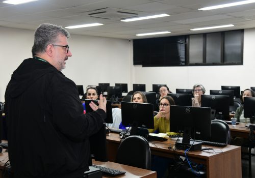 Colégio FECAP promove Masterclass sobre Inteligência Artificial aplicada à Educação para escolas parceiras
