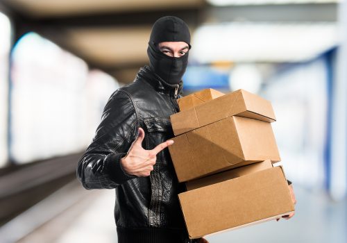 Roubo e furto de cargas caem no Estado de São Paulo, mas crime muda de perfil e bandidos visam produtos de maior valor